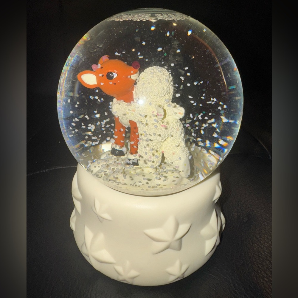 Department 56 Snowbabies the Guest Collection “I love you Rudolph” snow globe